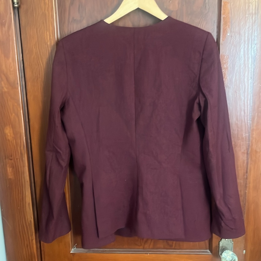 Theory Burgundy Red Two Button Wool Blazer Made in USA - Picture 3 of 3